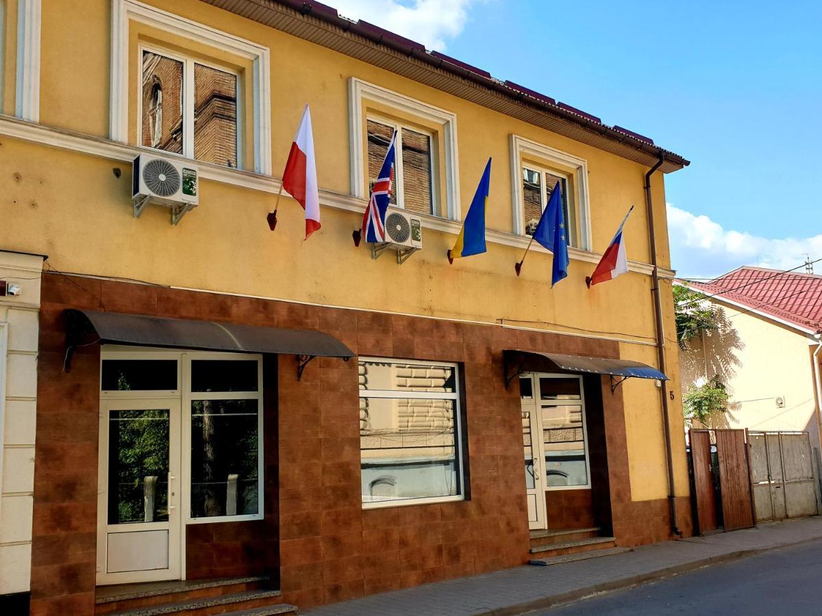 Мандри Хостел Uzhhorod Luaran gambar